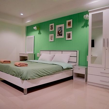 Uj Apartment Bangsaen Eksteriør billede